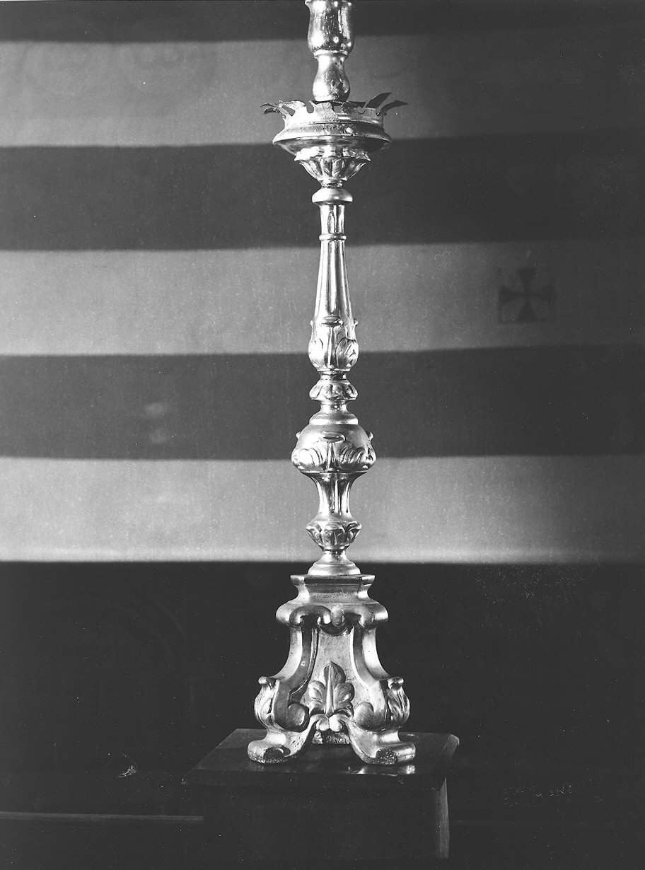 candeliere d'altare, serie - bottega piacentina (ultimo quarto sec. XIX)