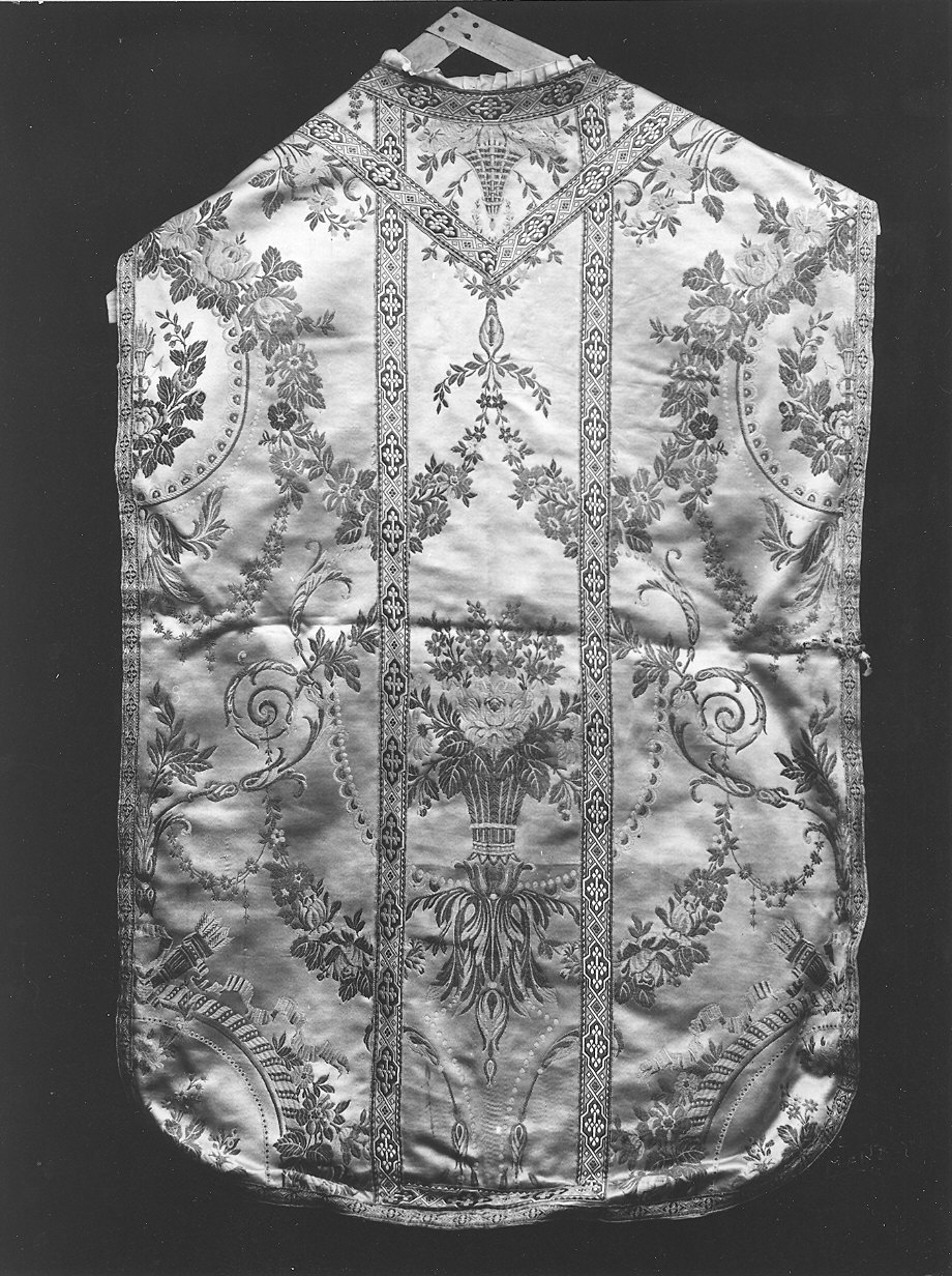 paramento liturgico, insieme - manifattura piacentina (metà sec. XX)