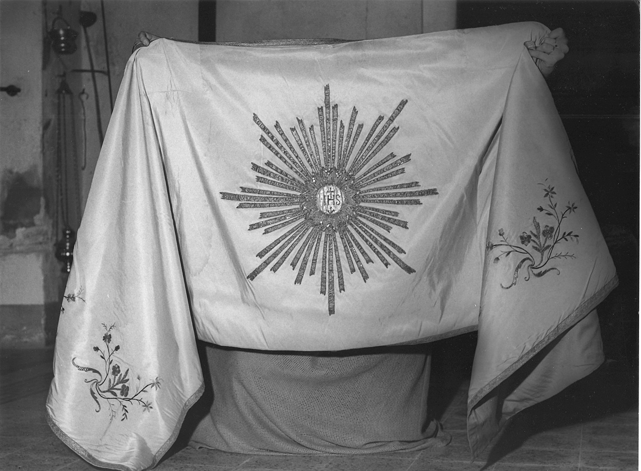 velo omerale - manifattura piacentina (fine/inizio secc. XIX/ XX)