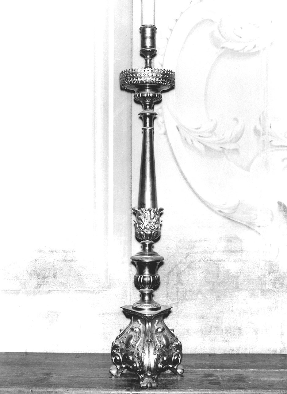 candelabro - produzione emiliana (prima metà sec. XX)
