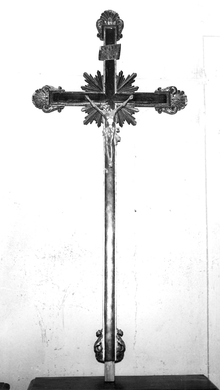 croce processionale - bottega piacentina (seconda metà sec. XVIII)