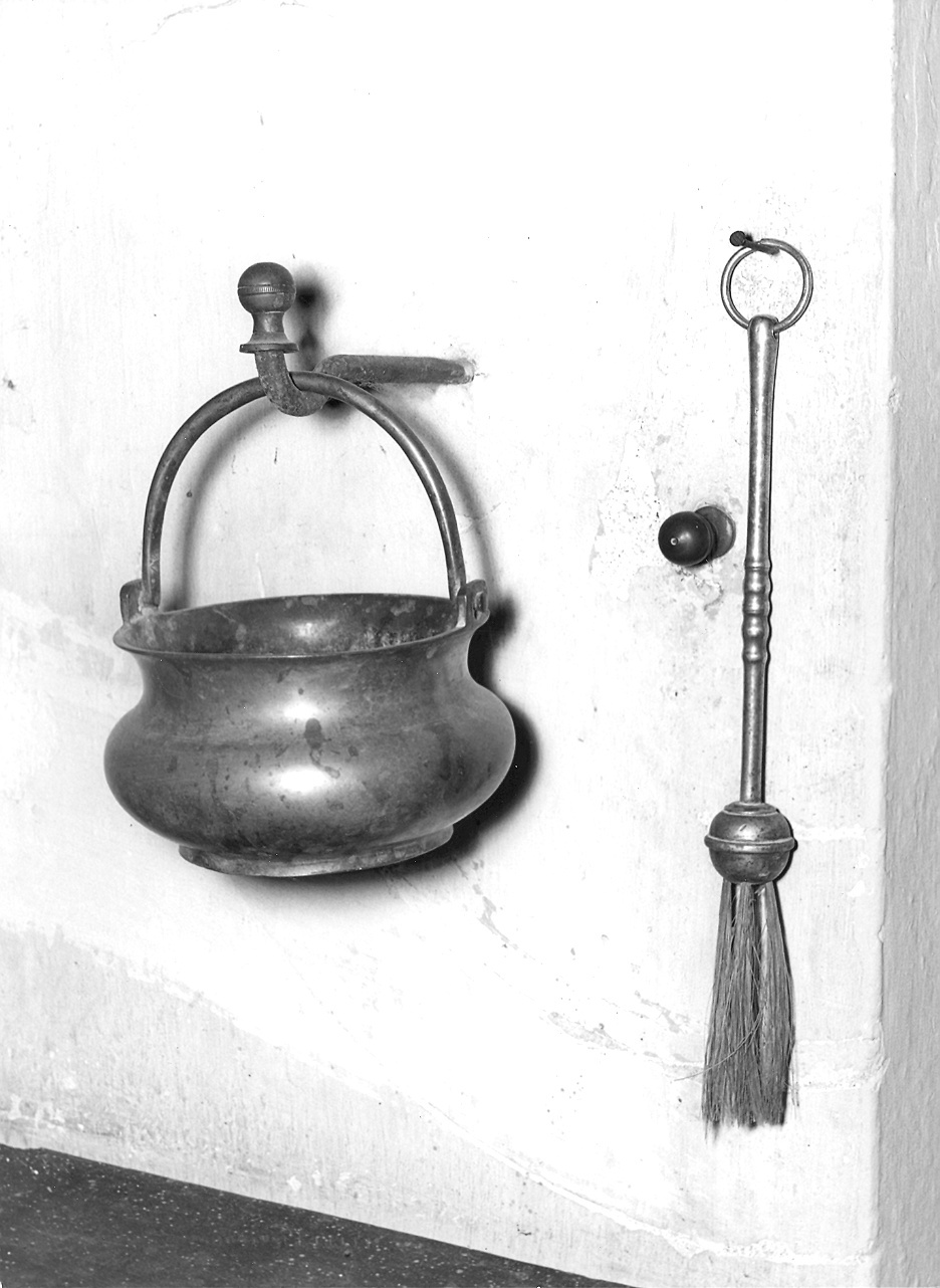 servizio per aspersione, insieme - bottega piacentina (fine sec. XIX)