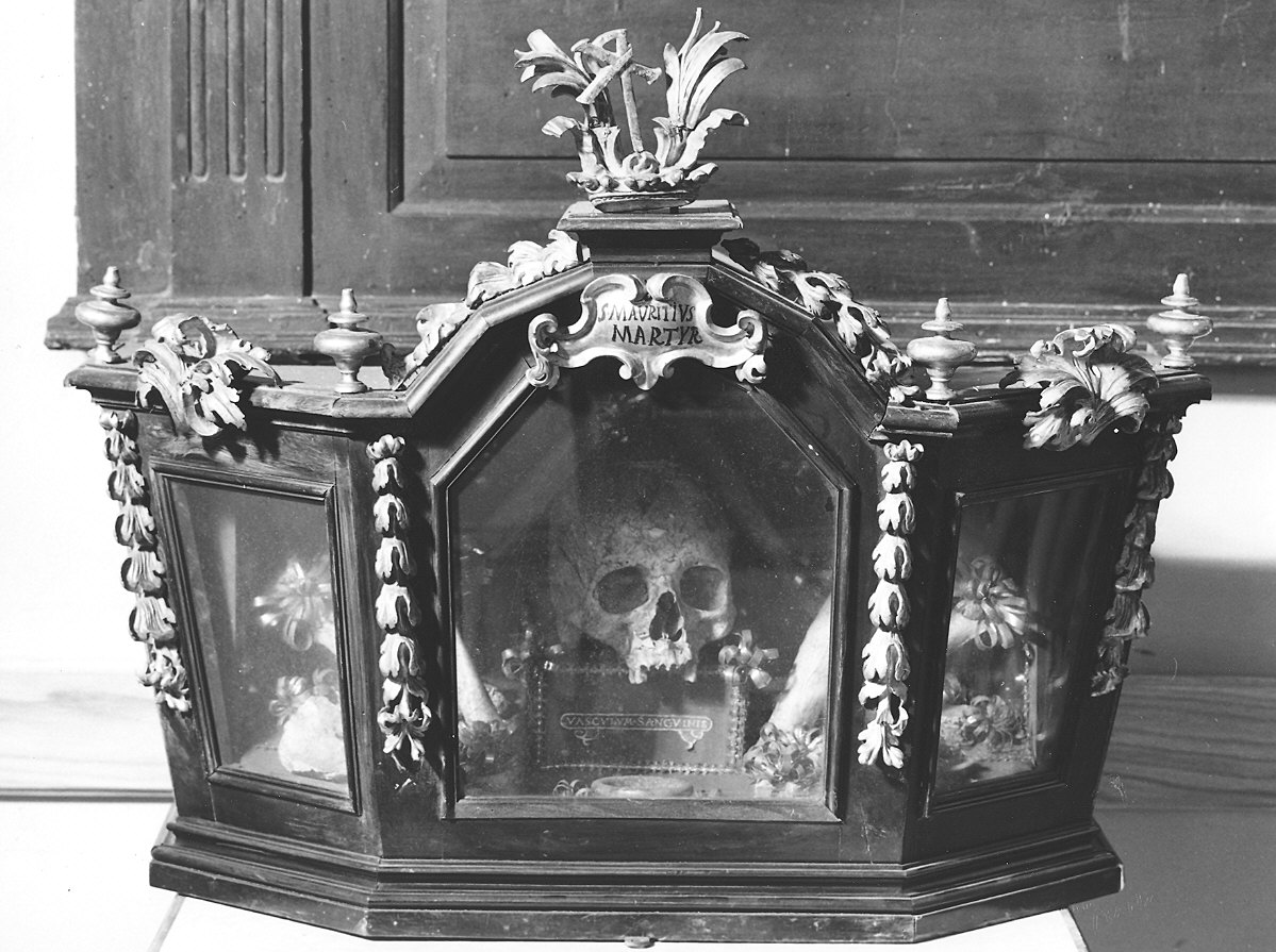 reliquiario a teca - a urna - bottega romana (fine sec. XVII)