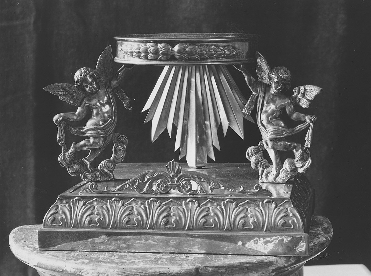 base - bottega piacentina (prima metà sec. XX)