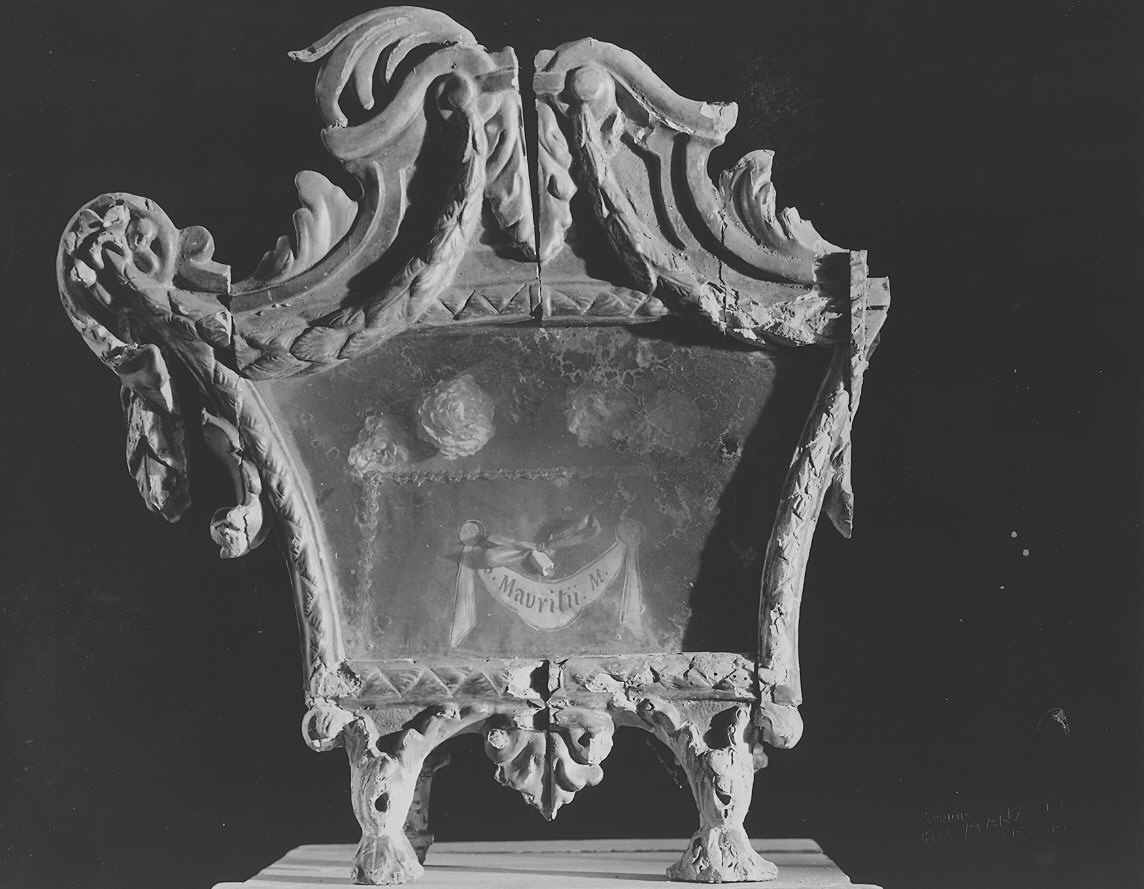 reliquiario a teca - a urna, serie - bottega piacentina (fine sec. XVIII)