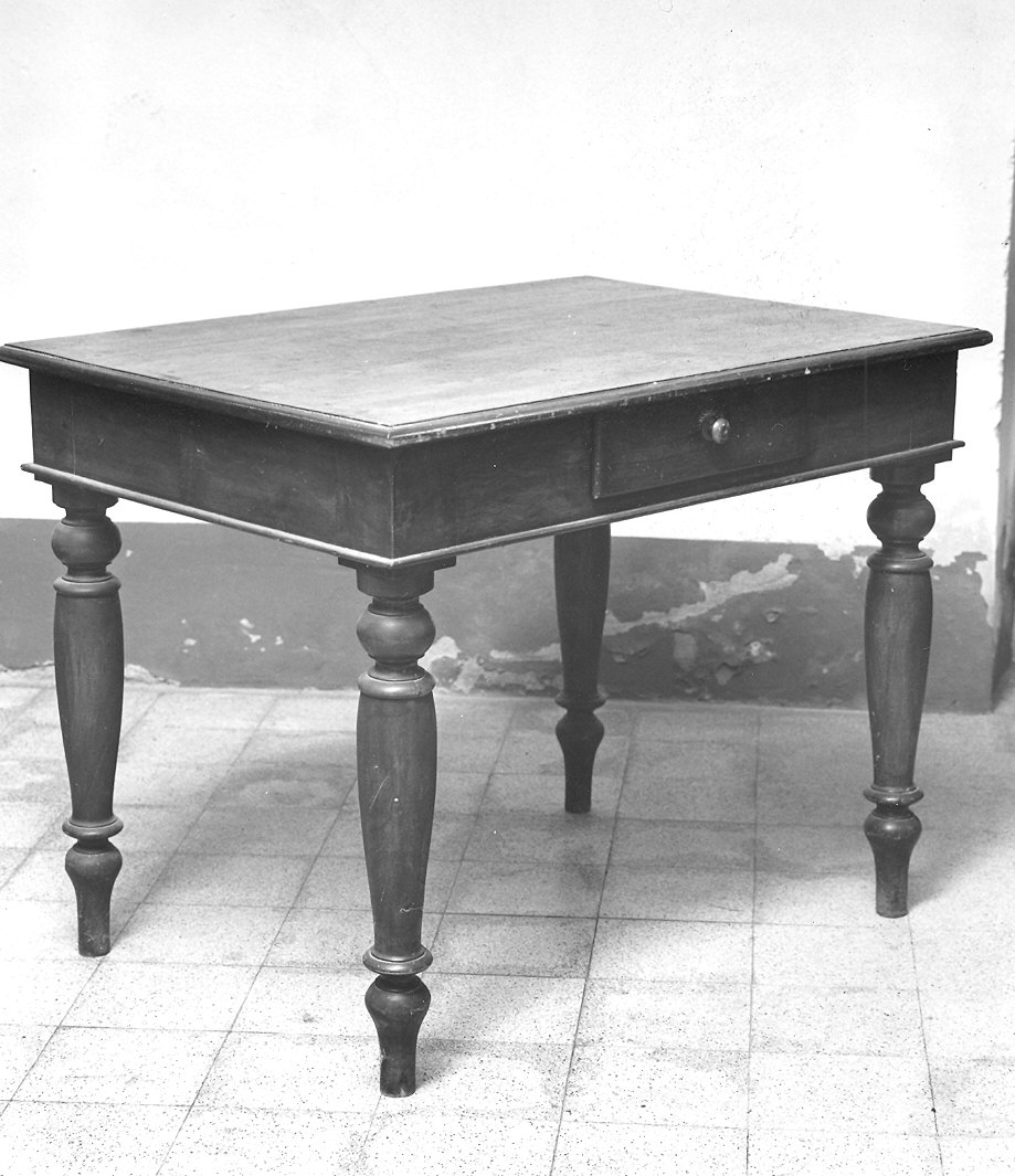 tavolo - bottega piacentina (sec. XIX)