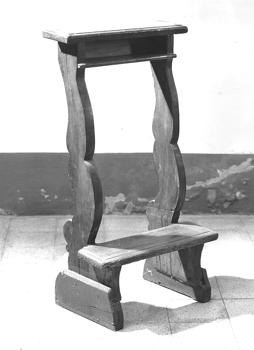 inginocchiatoio - a montanti sagomati - bottega piacentina (sec. XVIII)