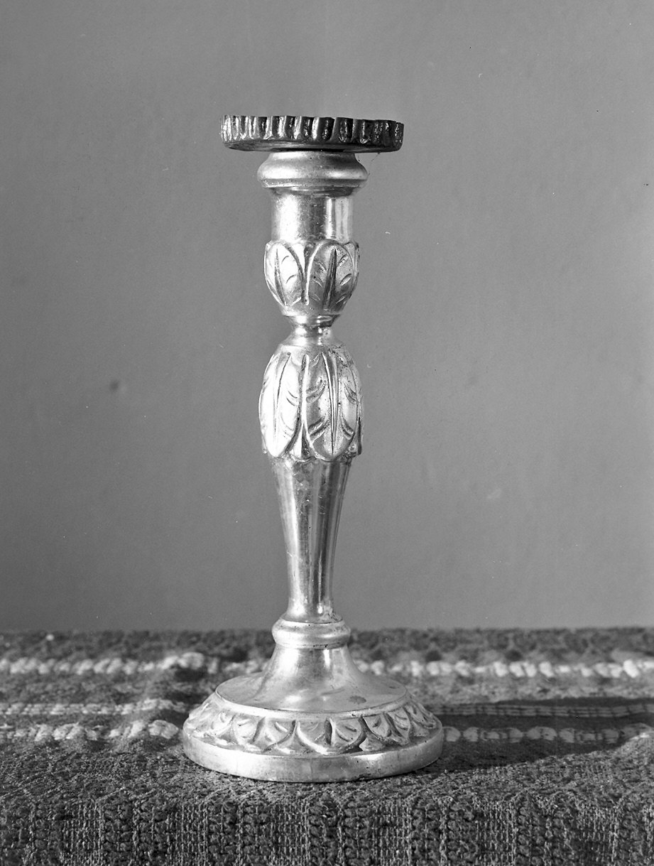 candeliere d'altare, serie - bottega piacentina (sec. XIX)