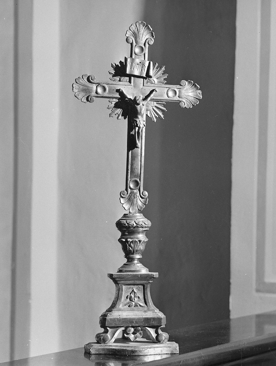 croce d'altare - bottega piacentina (prima metà sec. XIX)