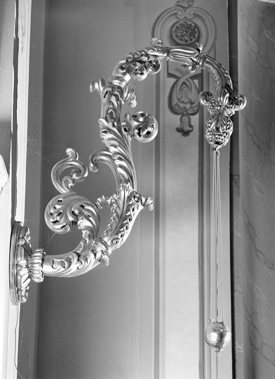 reggilampada a bracci, serie - bottega piacentina (sec. XIX)