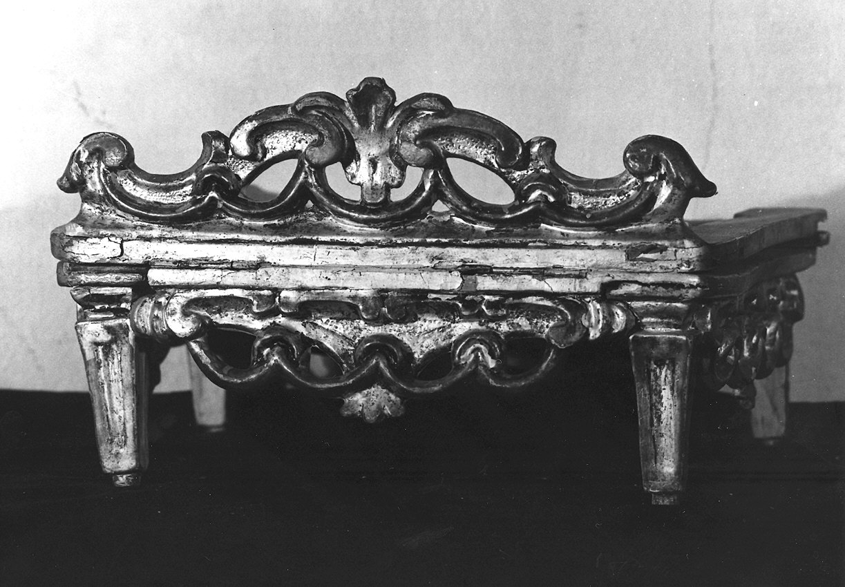 leggio d'altare - bottega piacentina (prima metà sec. XVIII)