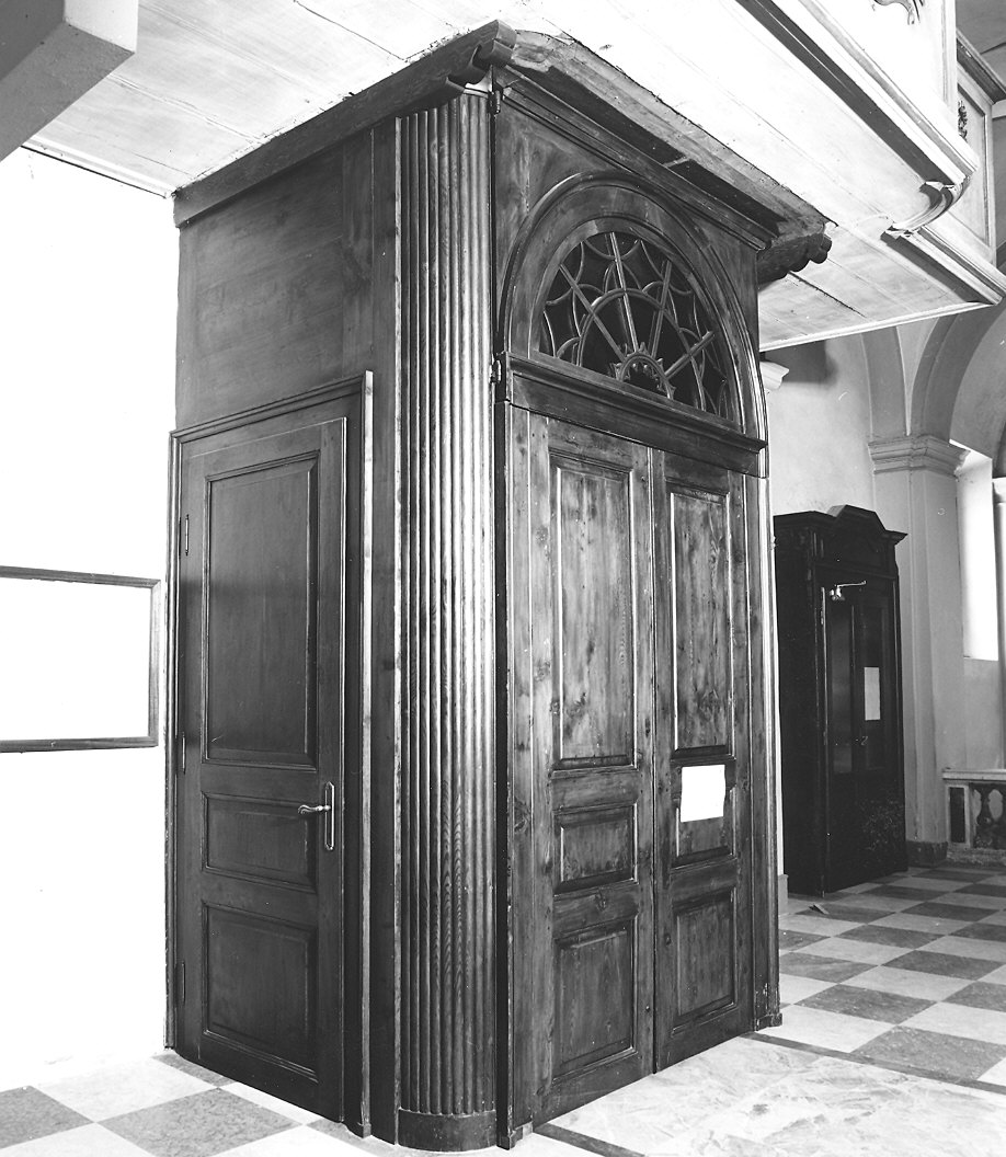 bussola d'ingresso - bottega piacentina (prima metà sec. XX)