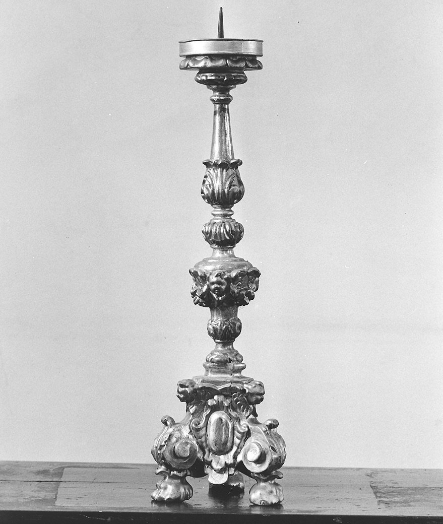 candeliere d'altare, serie - bottega piacentina (sec. XVII)