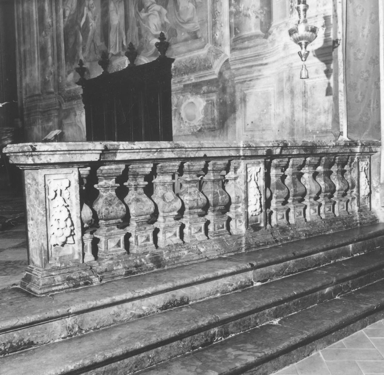 balaustrata di altare, coppia di Mozani Giuliano (attribuito) (secondo quarto sec. XVIII)