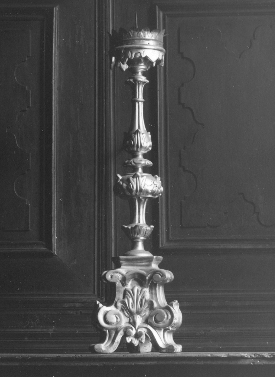 candeliere d'altare, serie - bottega piacentina (inizio sec. XIX)