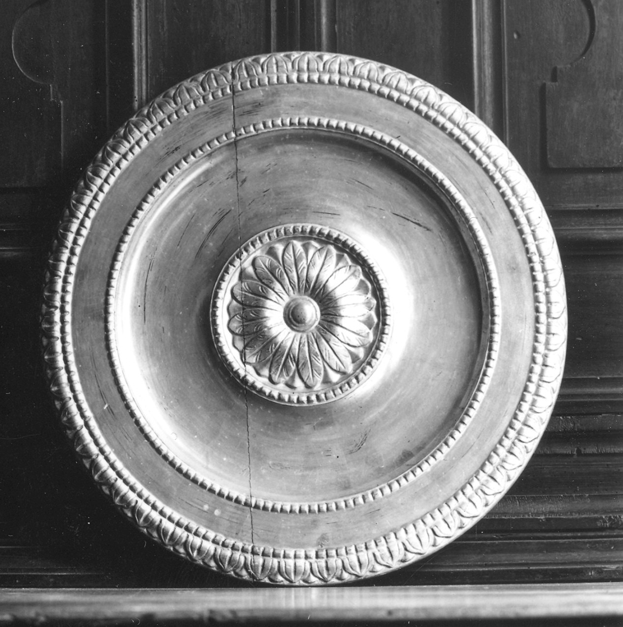 piatto - bottega piacentina (prima metà sec. XIX)