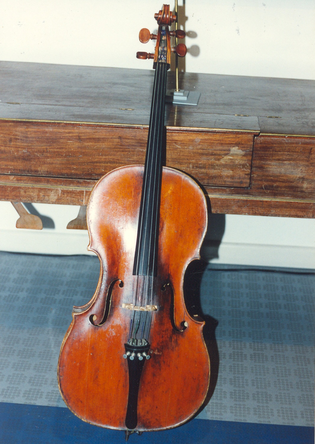 violoncello di Guersan Ludovico (seconda metà sec. XVIII)