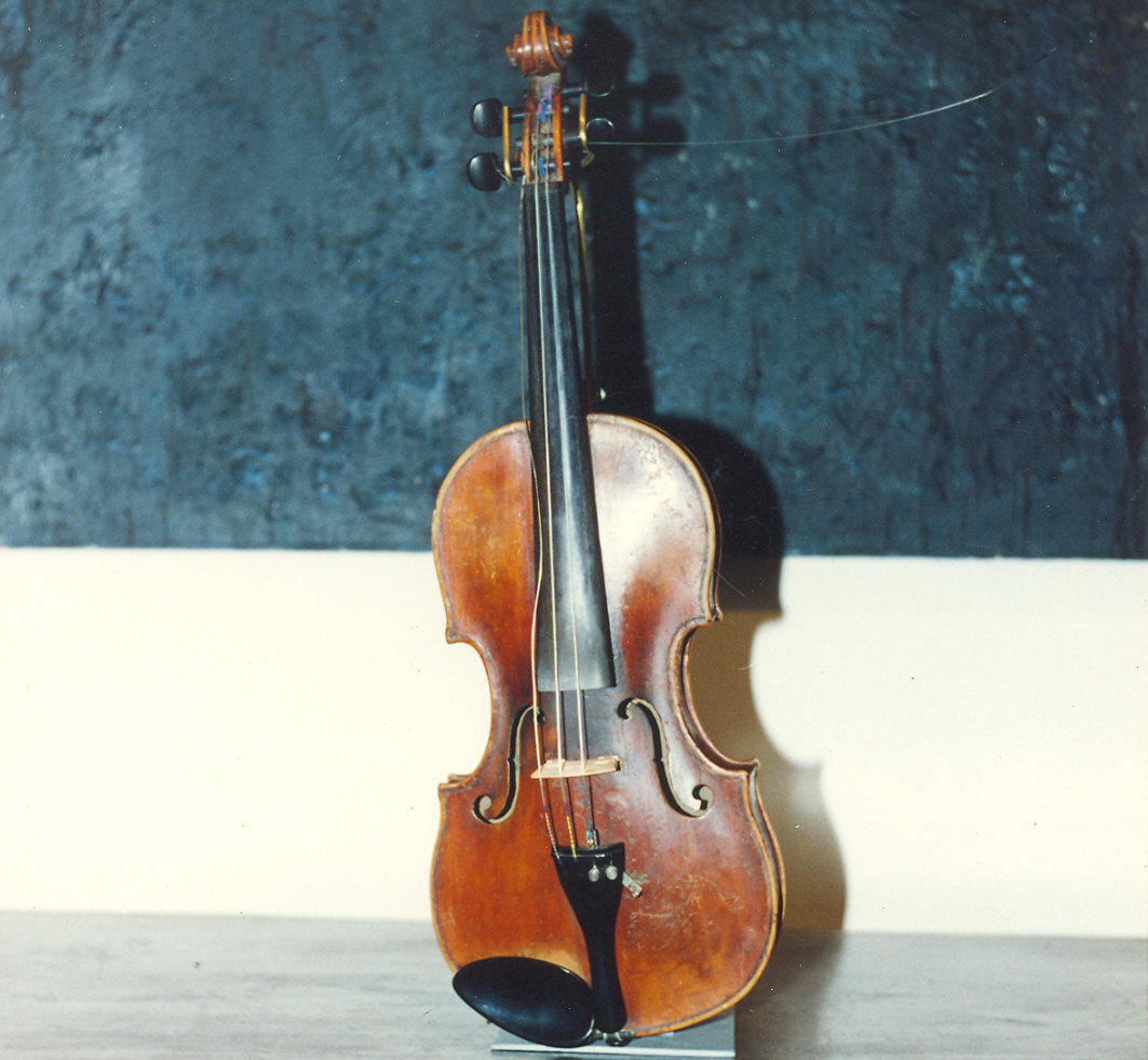 violino di Calvarola Bartolomeo (secondo quarto sec. XVIII)