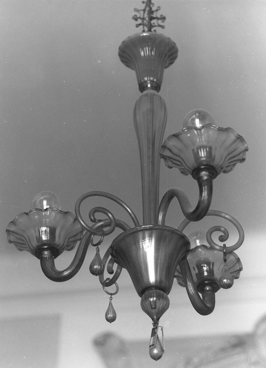 lampadario - a bracci - produzione muranese (prima metà sec. XX)