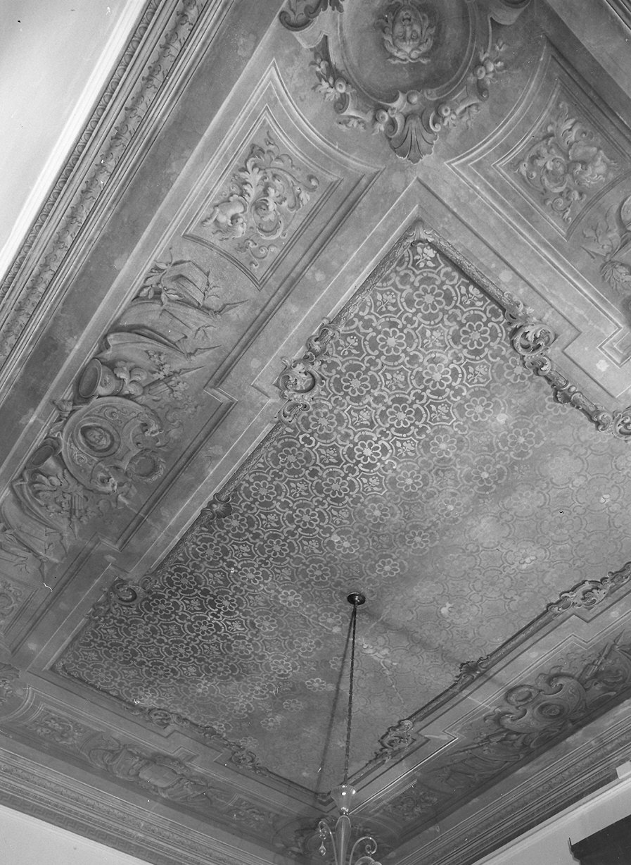 motivi decorativi a girali vegetali, grottesche e finta tappezzeria (decorazione pittorica) - ambito parmense (seconda metà sec. XIX)