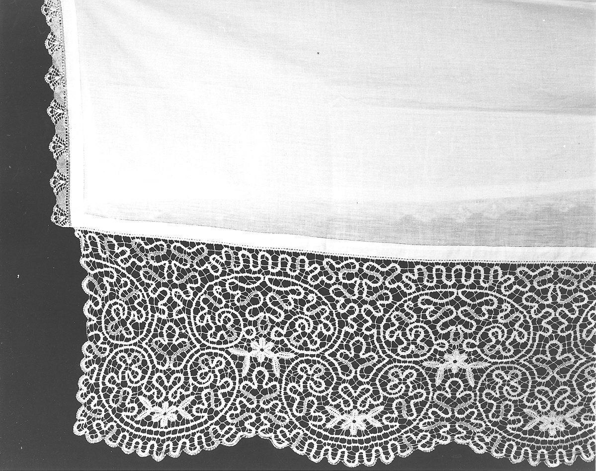 tovaglia d'altare - manifattura lombarda (metà sec. XX)