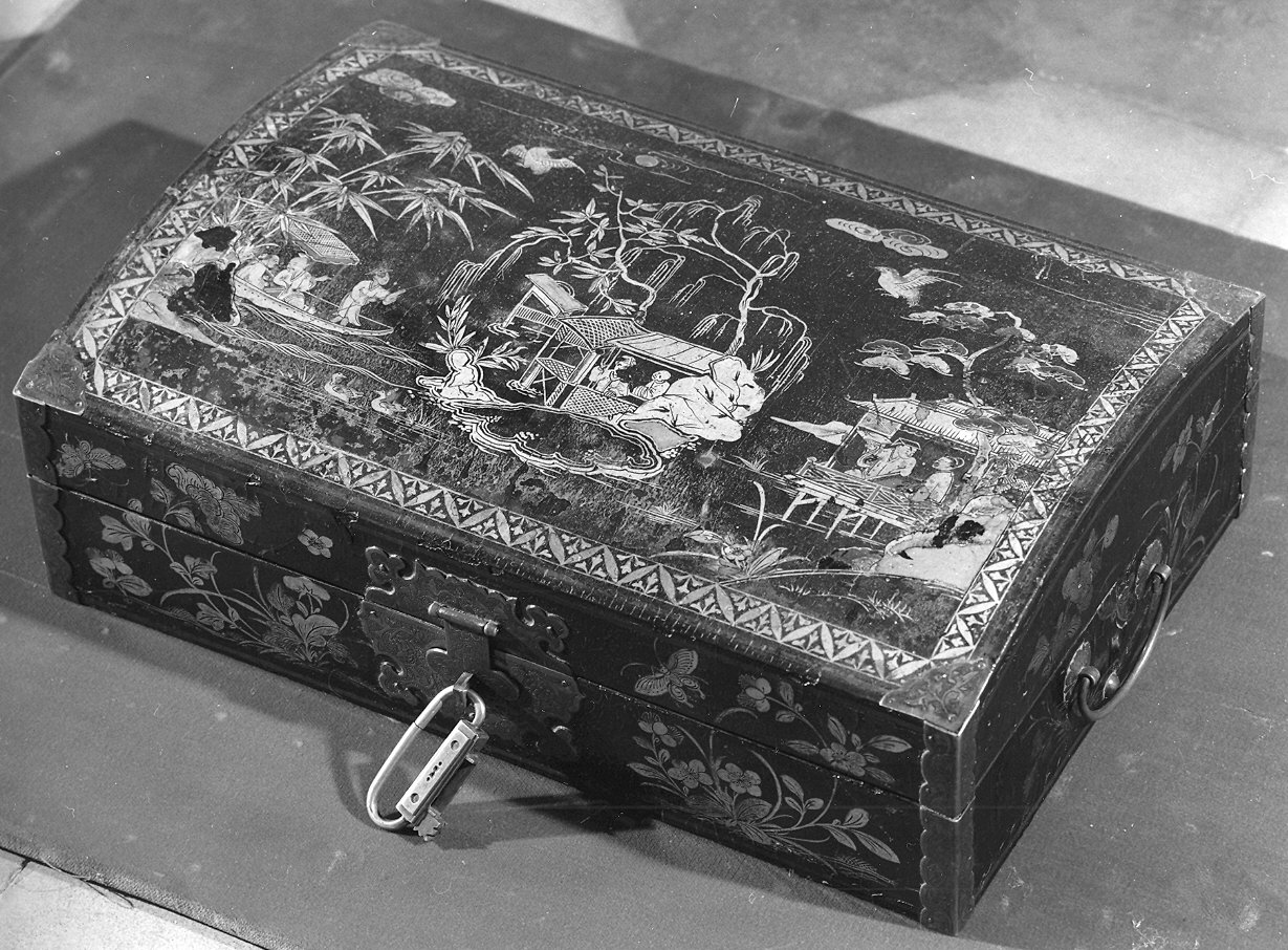 scrittoio portatile - manifattura cinese (fine/inizio secc. XVII/ XVIII)