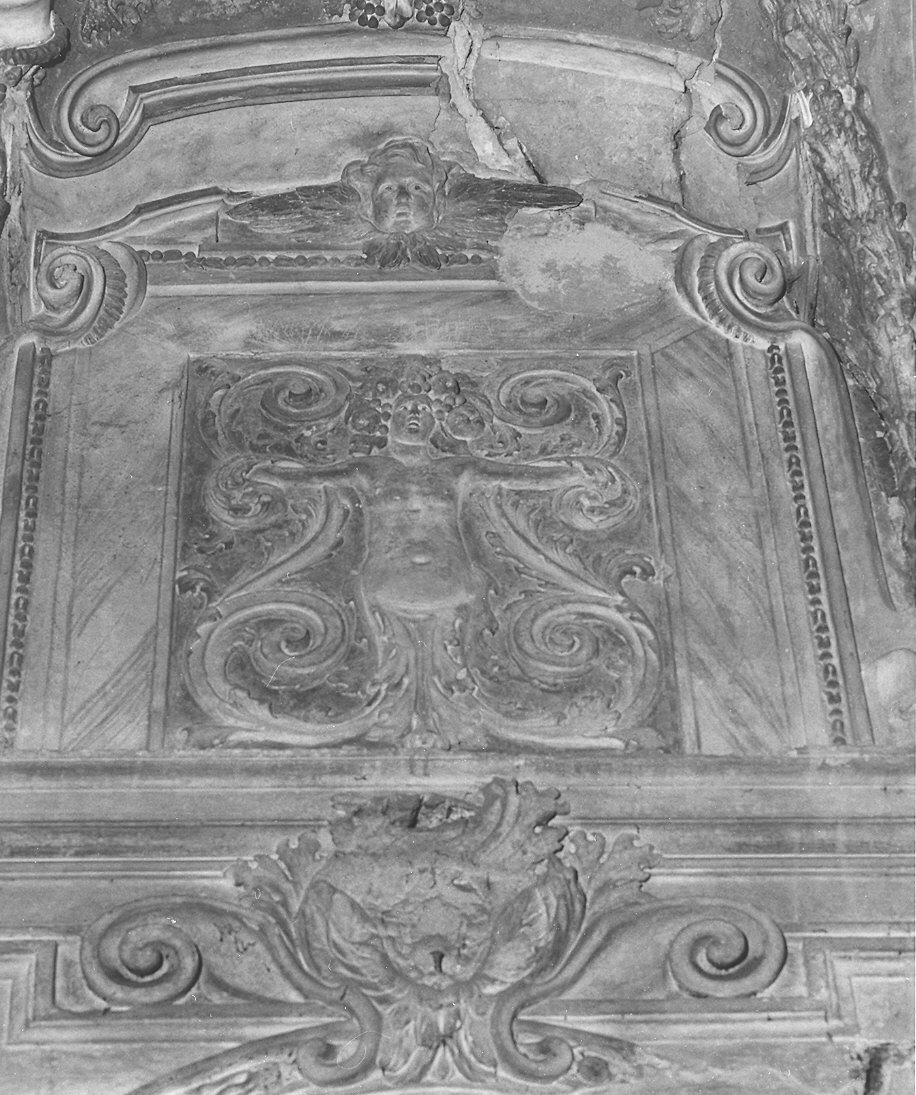 decorazione plastica di Mazzoni Giulio (?) (seconda metà sec. XVI)