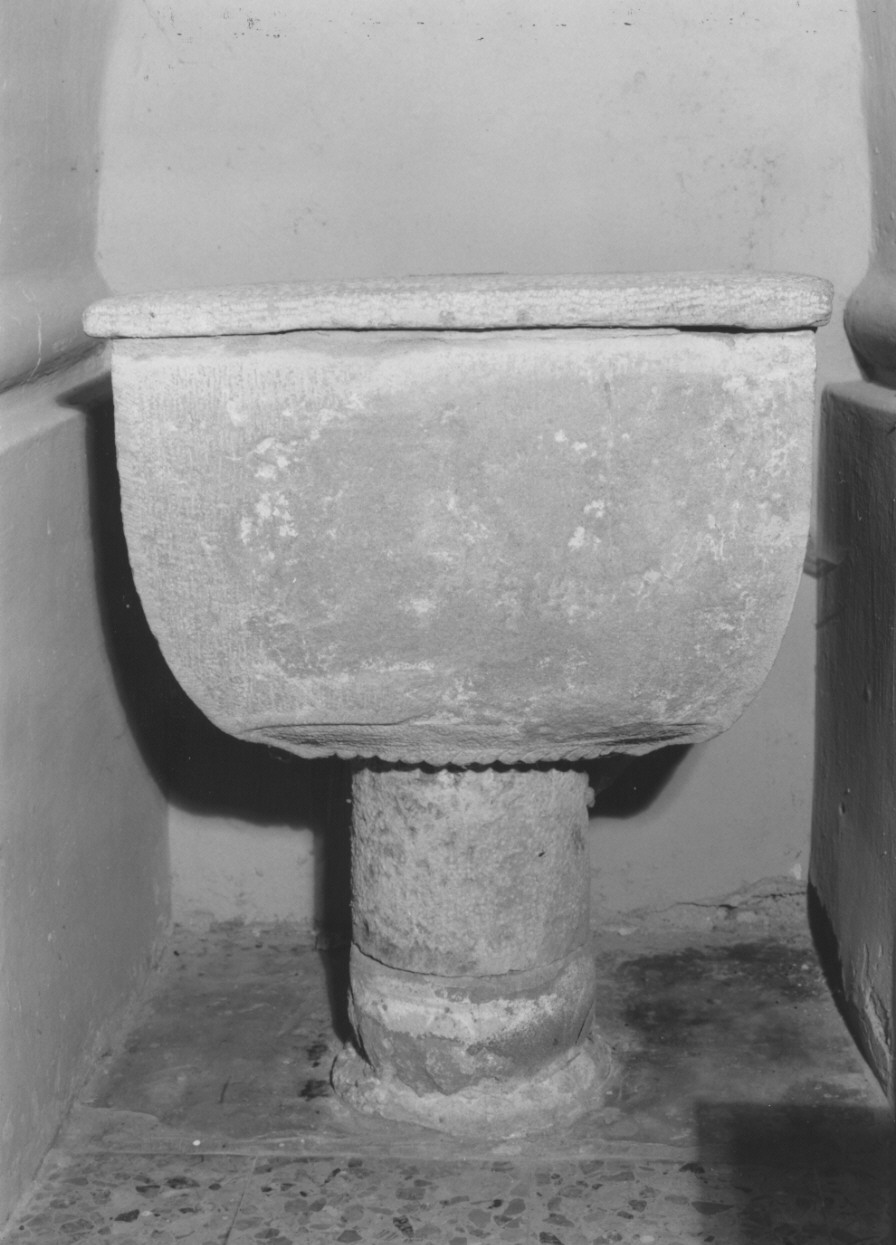 fonte battesimale - ambito parmense (fine sec. XV)