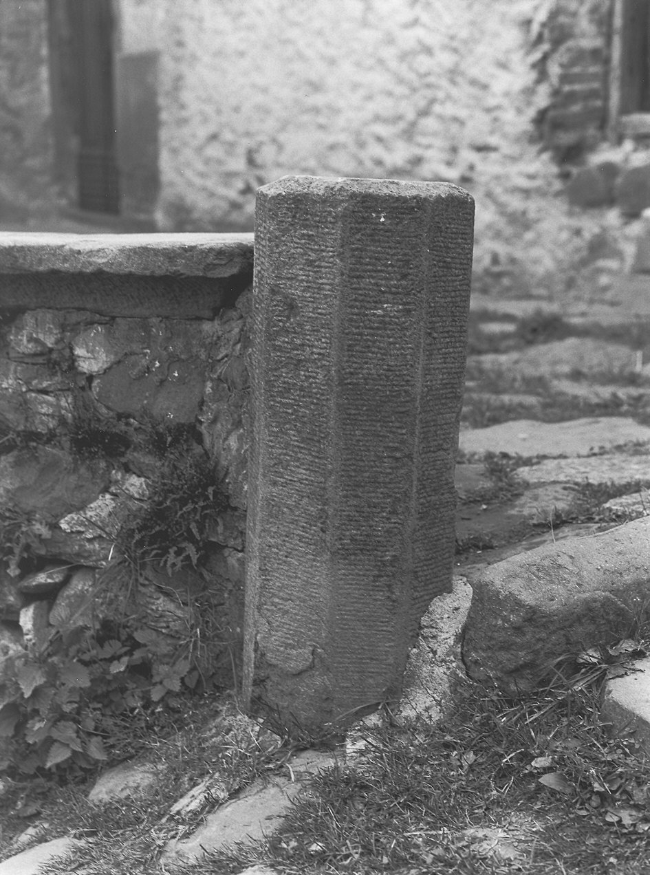 pilastrino - ambito parmense (sec. XVII)