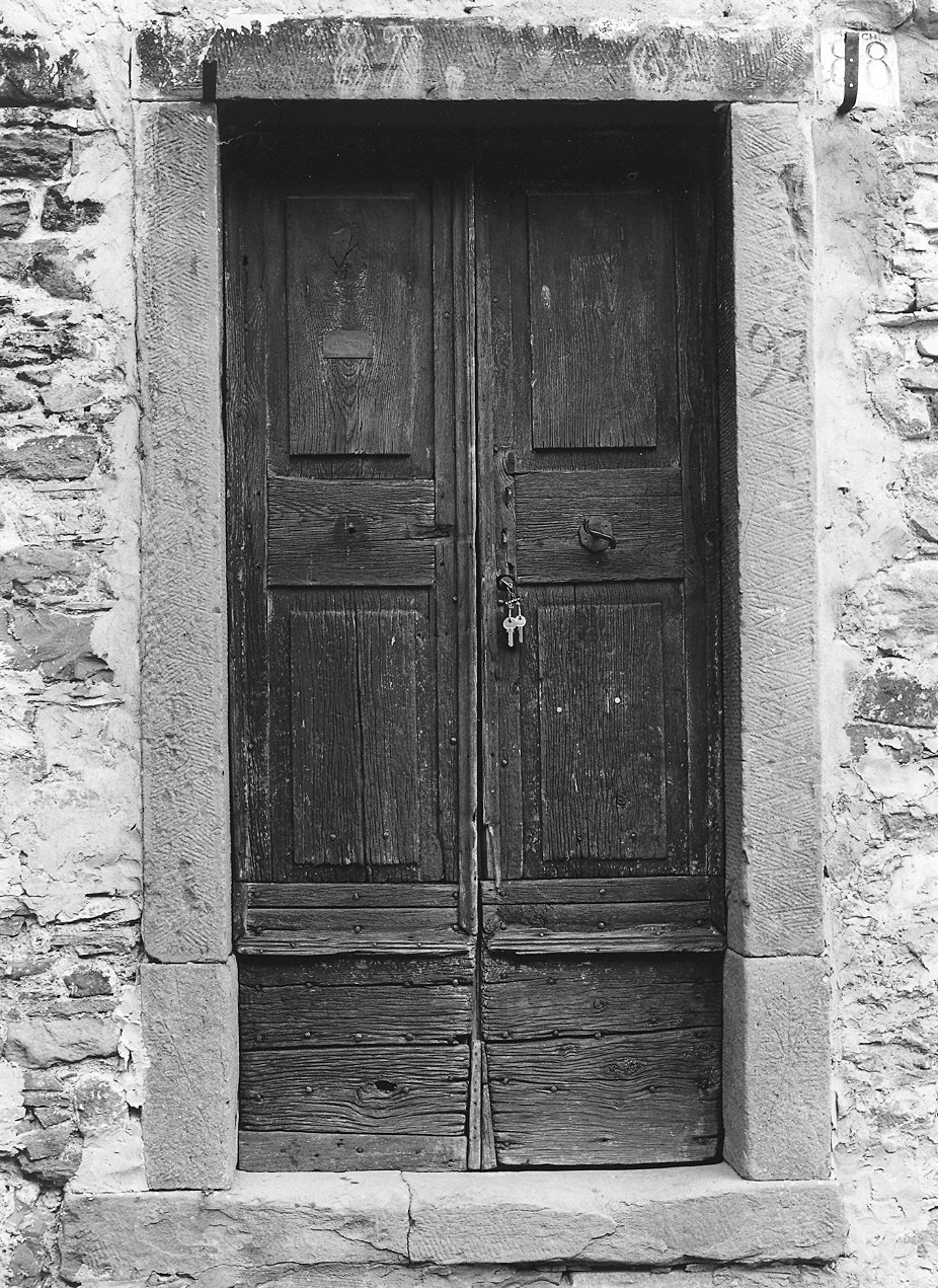 portale architravato - ambito parmense (secc. XVIII/ XIX)