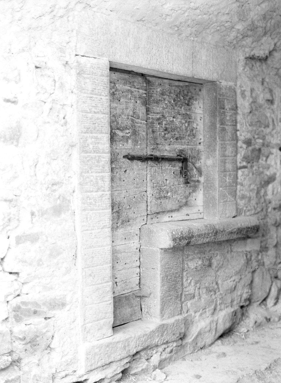 portale architravato - ambito parmense (sec. XVII)