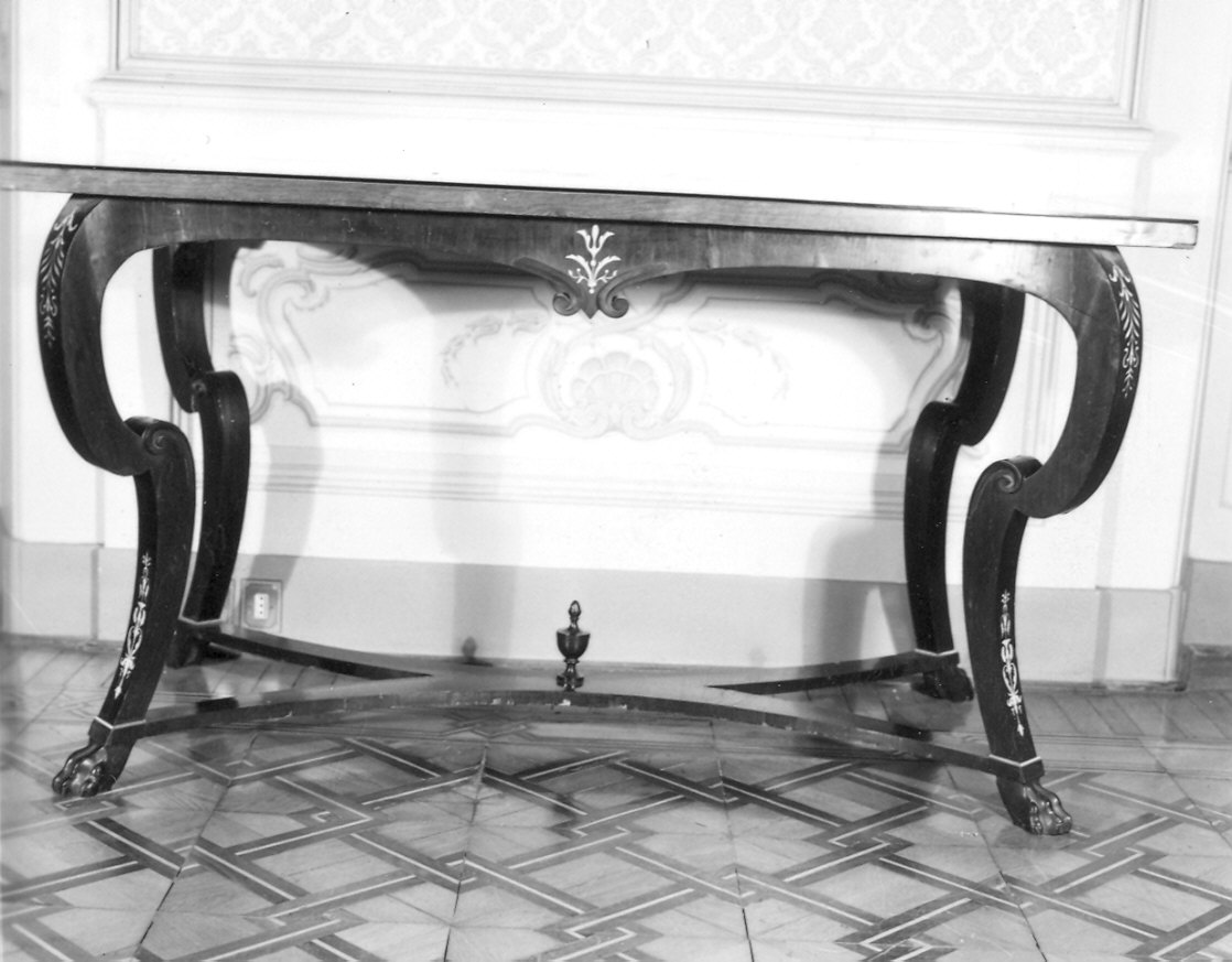 console - ambito parmense (?) (prima metà sec. XIX)