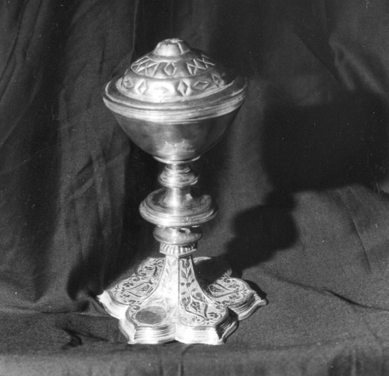 pisside - ambito emiliano (fine sec. XV)