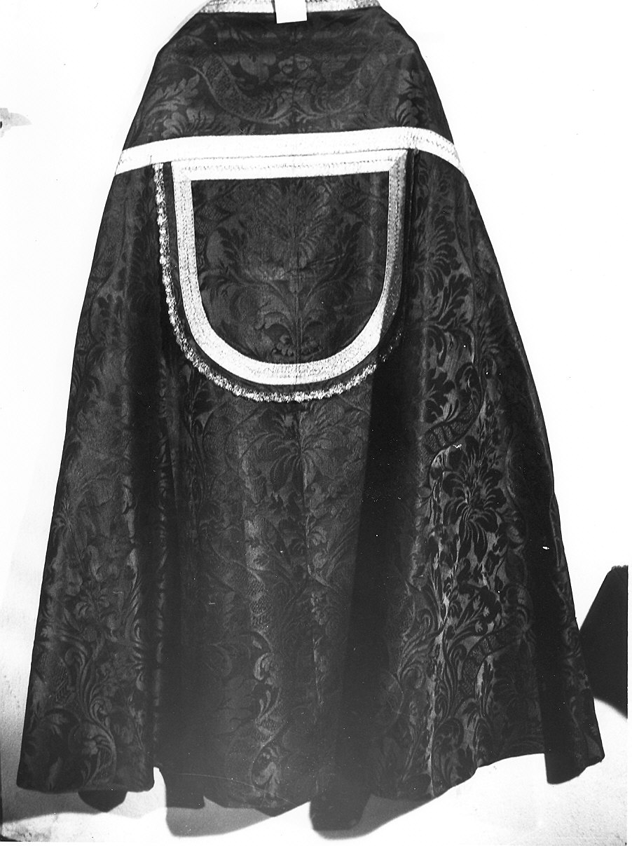 piviale - manifattura italiana (prima metà sec. XVIII)