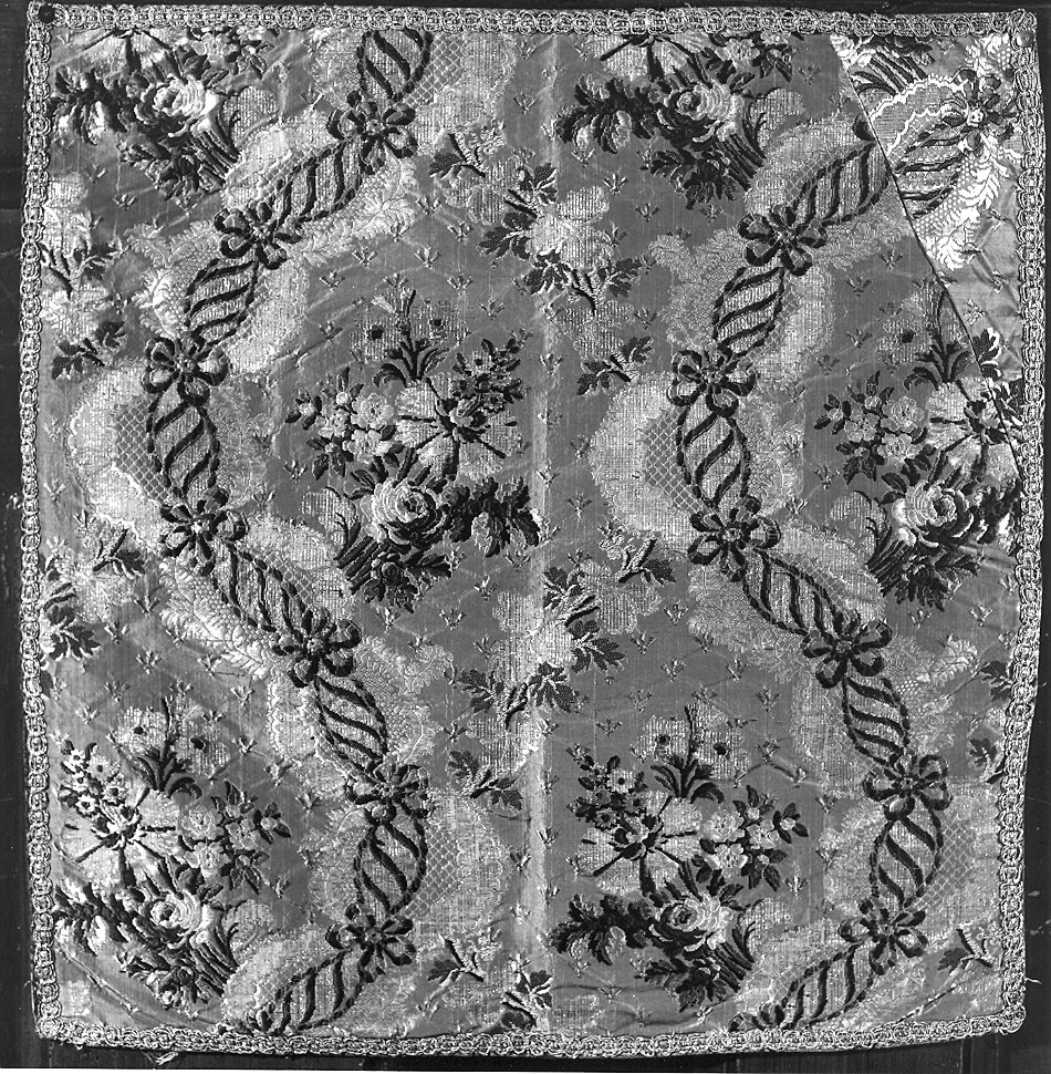 velo di calice, coppia - manifattura italiana (?) (sec. XVIII)