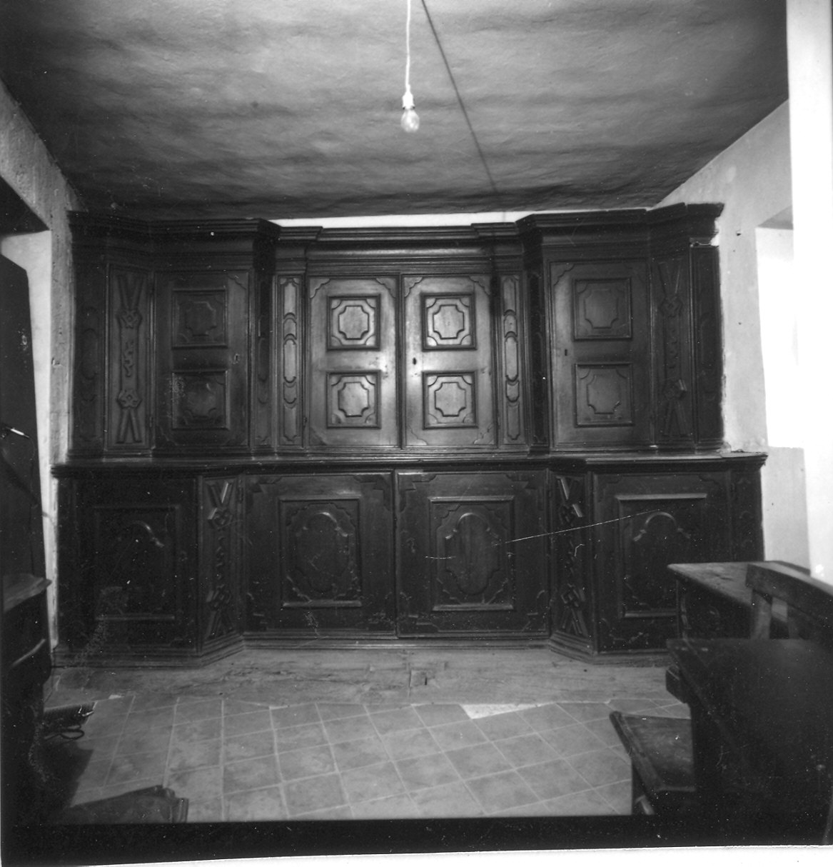 armadio da sacrestia - ambito piacentino (metà sec. XVIII)