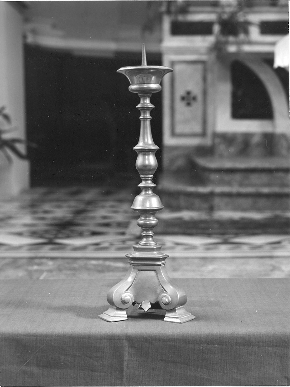 candeliere d'altare, serie - ambito piacentino (?) (sec. XIX)