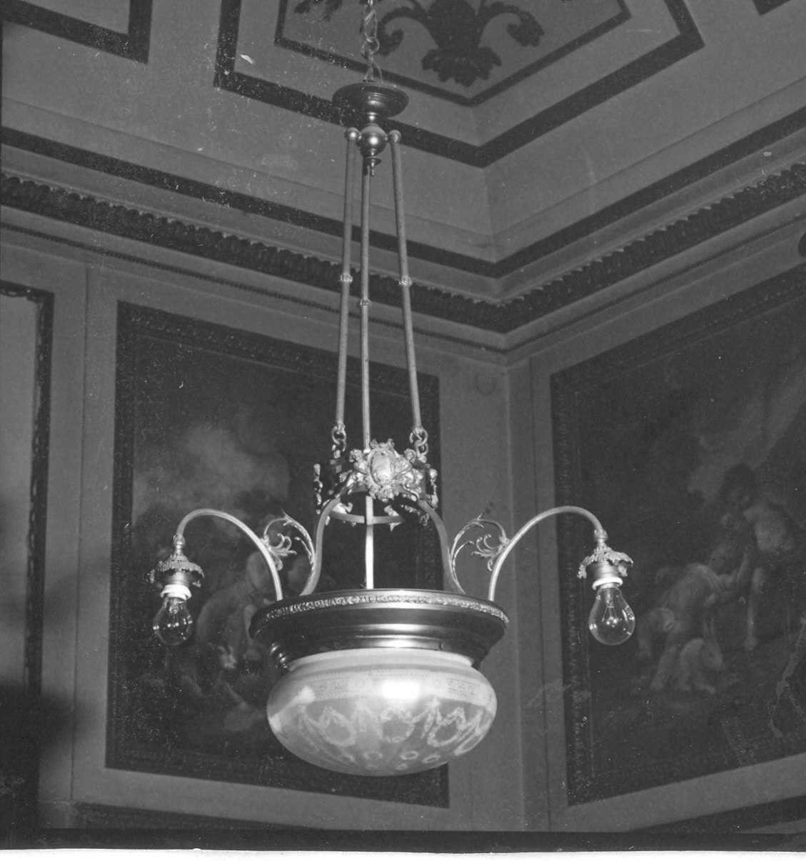 lampadario - a bracci - ambito parmense (fine/inizio secc. XIX/ XX)