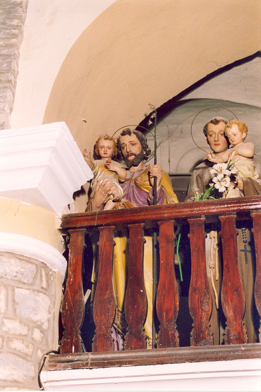 San Giuseppe e Gesù Bambino (scultura) di Runggaldier Joseph (sec. XX)
