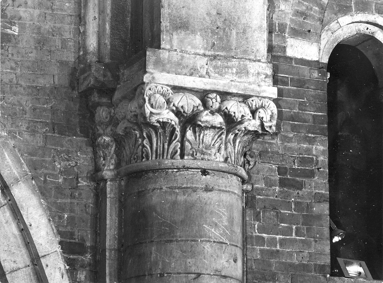 capitello, elemento d'insieme di Nicolò (prima metà sec. XII)