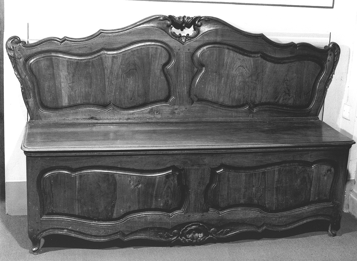 cassapanca di Ferrari Andrea da Stadirano (attribuito) (sec. XVIII)