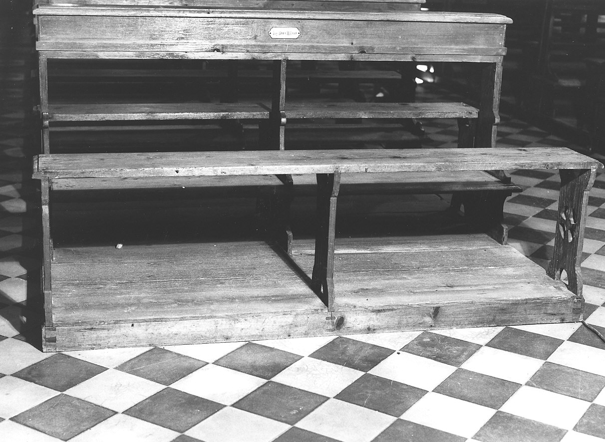 banco da chiesa, serie - produzione parmense (sec. XX)