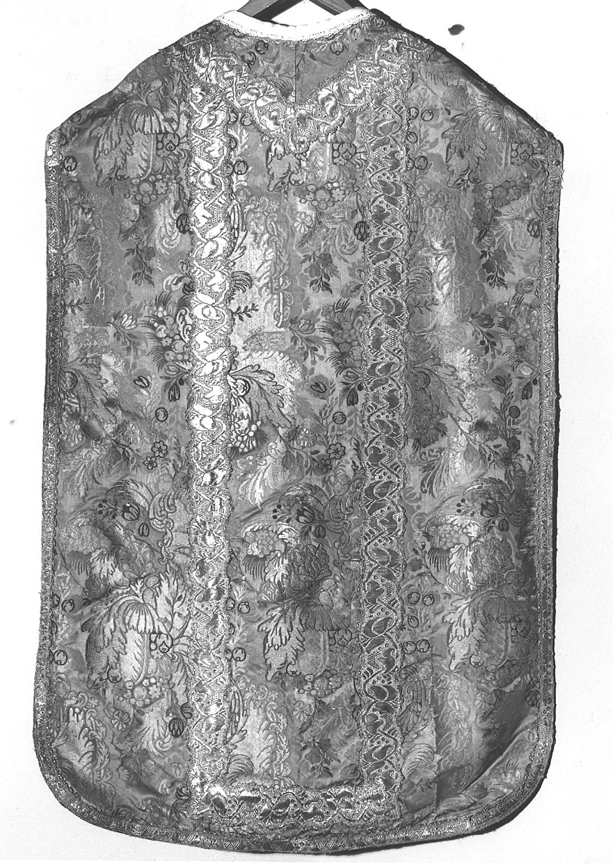 paramento liturgico, insieme - manifattura italiana (primo quarto sec. XVIII)