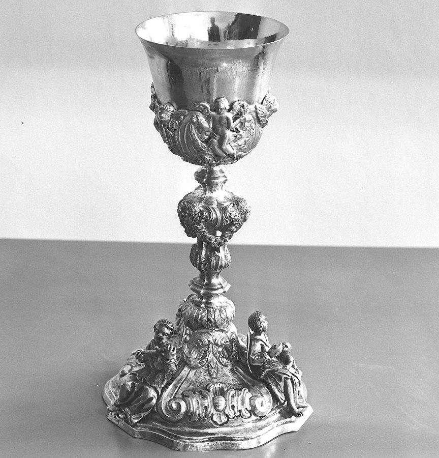 calice - produzione emiliana (prima metà sec. XX)