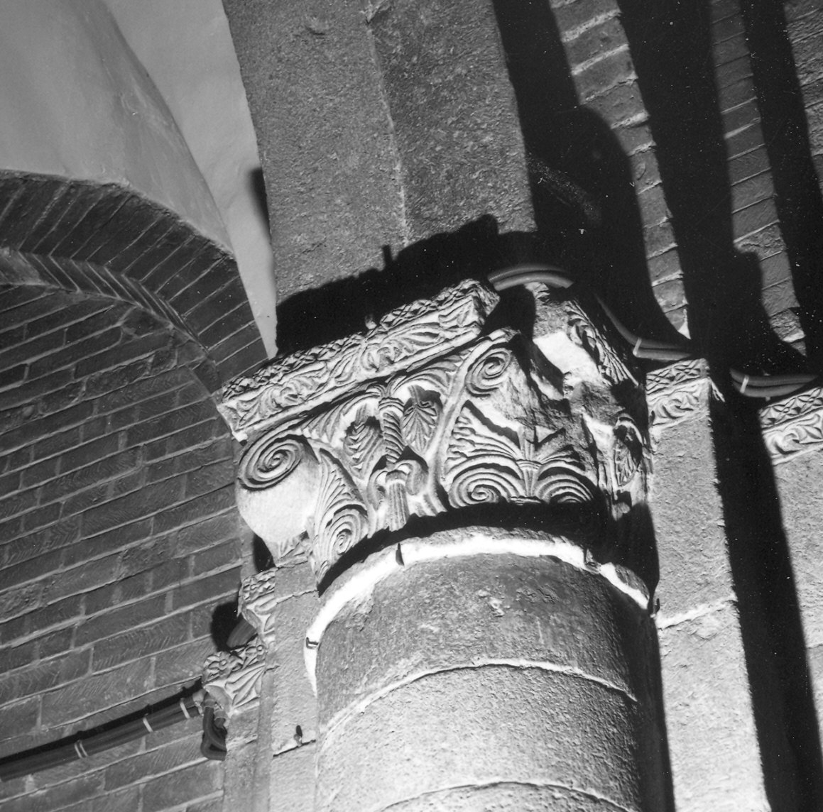 semicapitello - ambito piacentino (sec. XII)