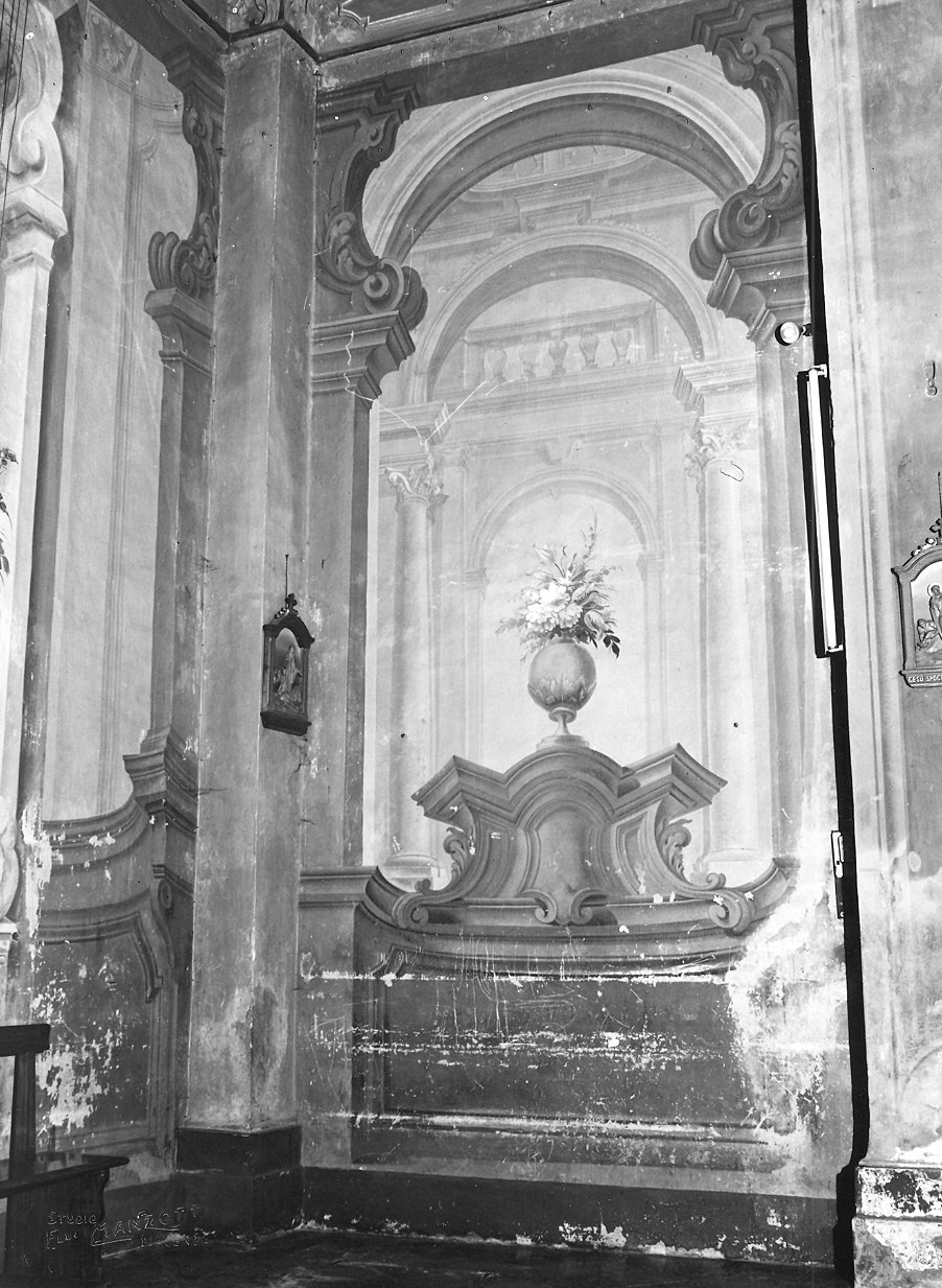 architettura illusionistica (decorazione pittorica) di Aspetti Alberto (terzo quarto sec. XX)