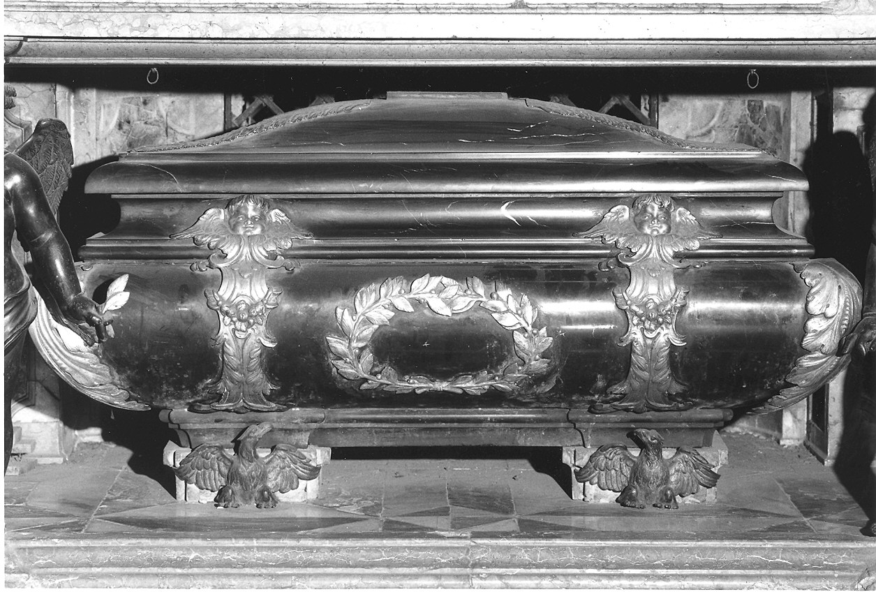 reliquiario a teca - a urna di Falconi Bernardo (e aiuti), Avanzini Bartolomeo Luigi, Serchioli Giorgio (sec. XVII)