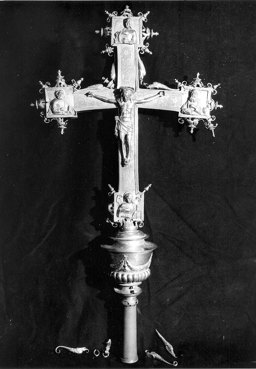 croce processionale di Carissimi Giovanni Francesco (sec. XVI)