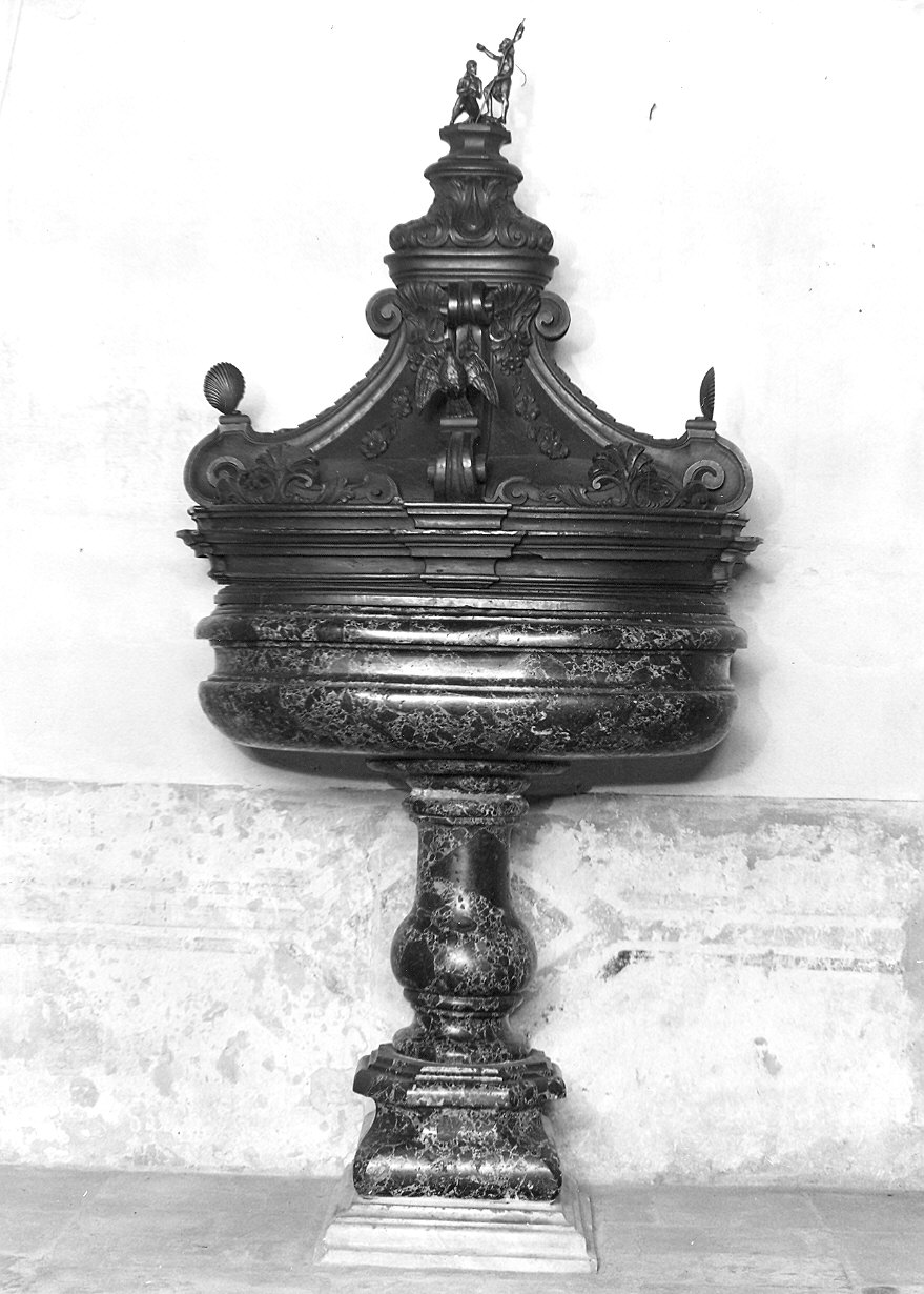 fonte battesimale - ambito piacentino (fine/inizio secc. XVII/ XVIII)
