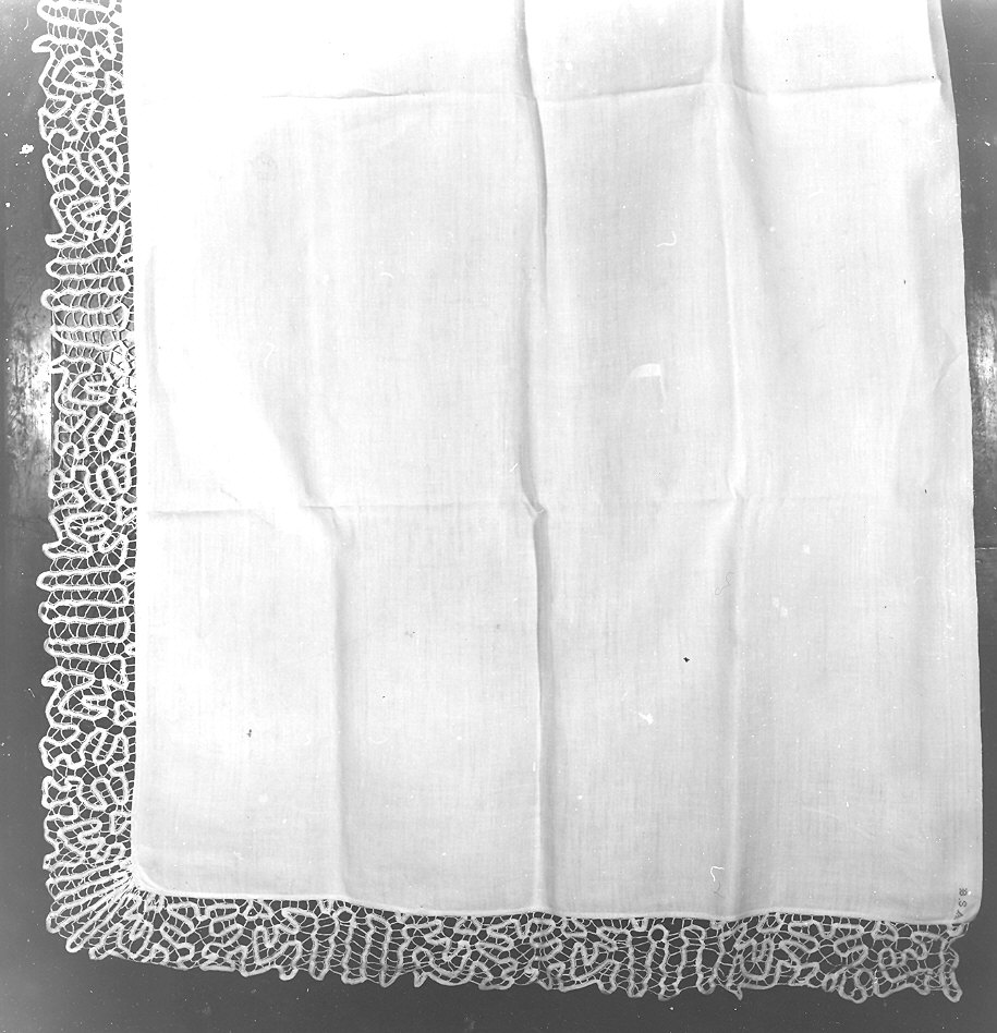 tovaglia d'altare - manifattura lombarda (inizio sec. XX)